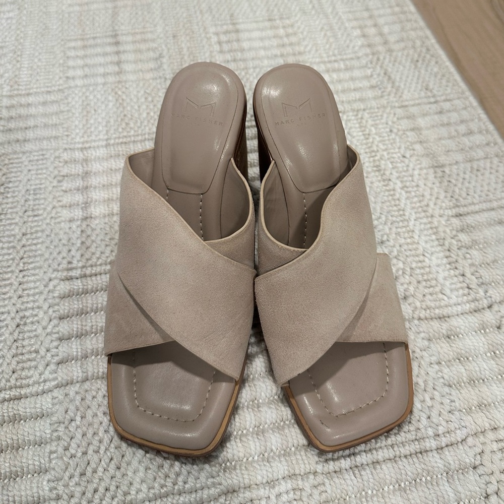 Marc Fisher Women's Barli Heeled slide Sandal